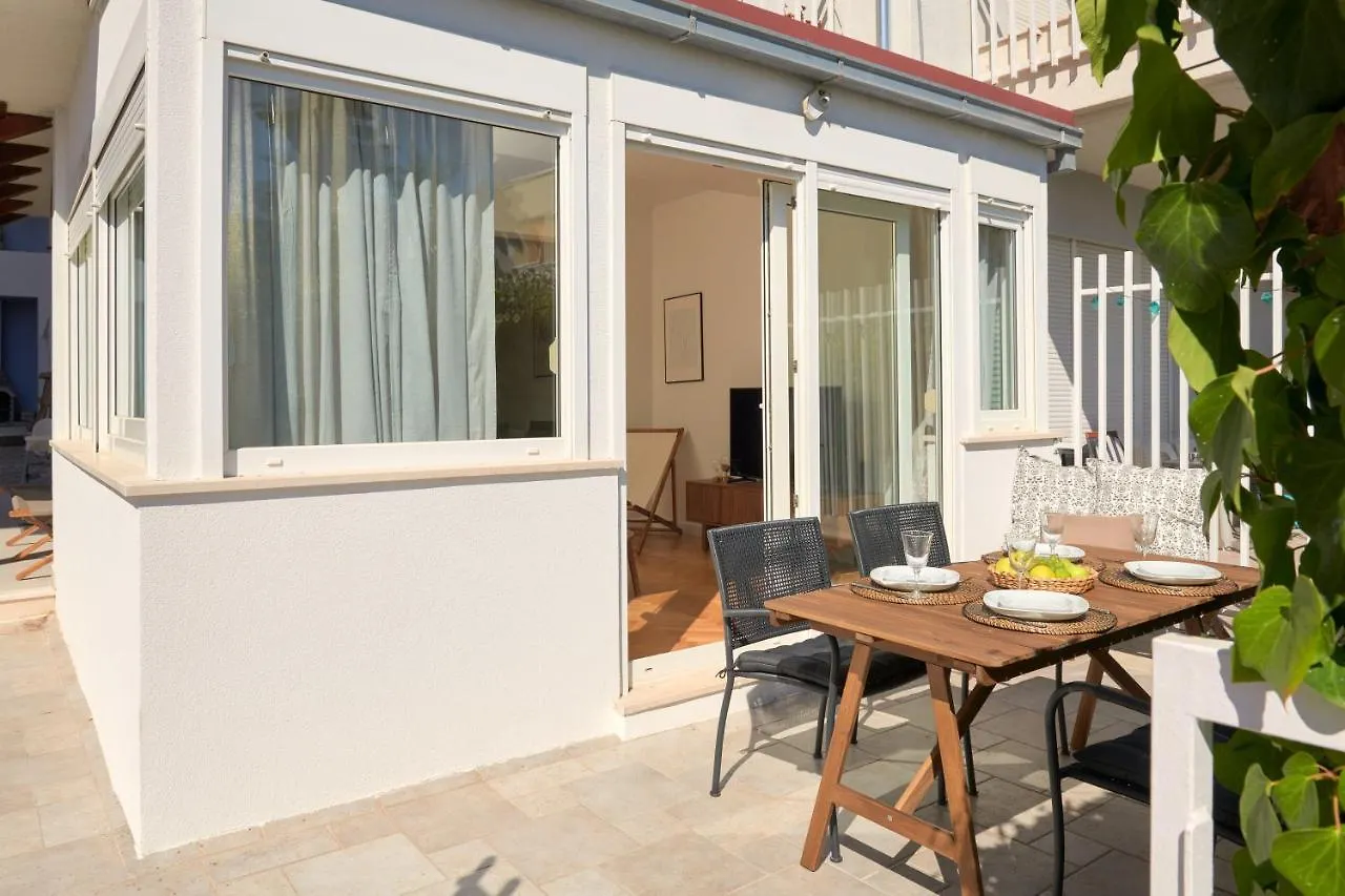 Apartment By Hotel Cvita Split